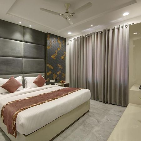 Hotel Kaca Inn-By Haveliya Hotels- Traveller'S Choice Award Winner 2025 Nova Deli Exterior foto