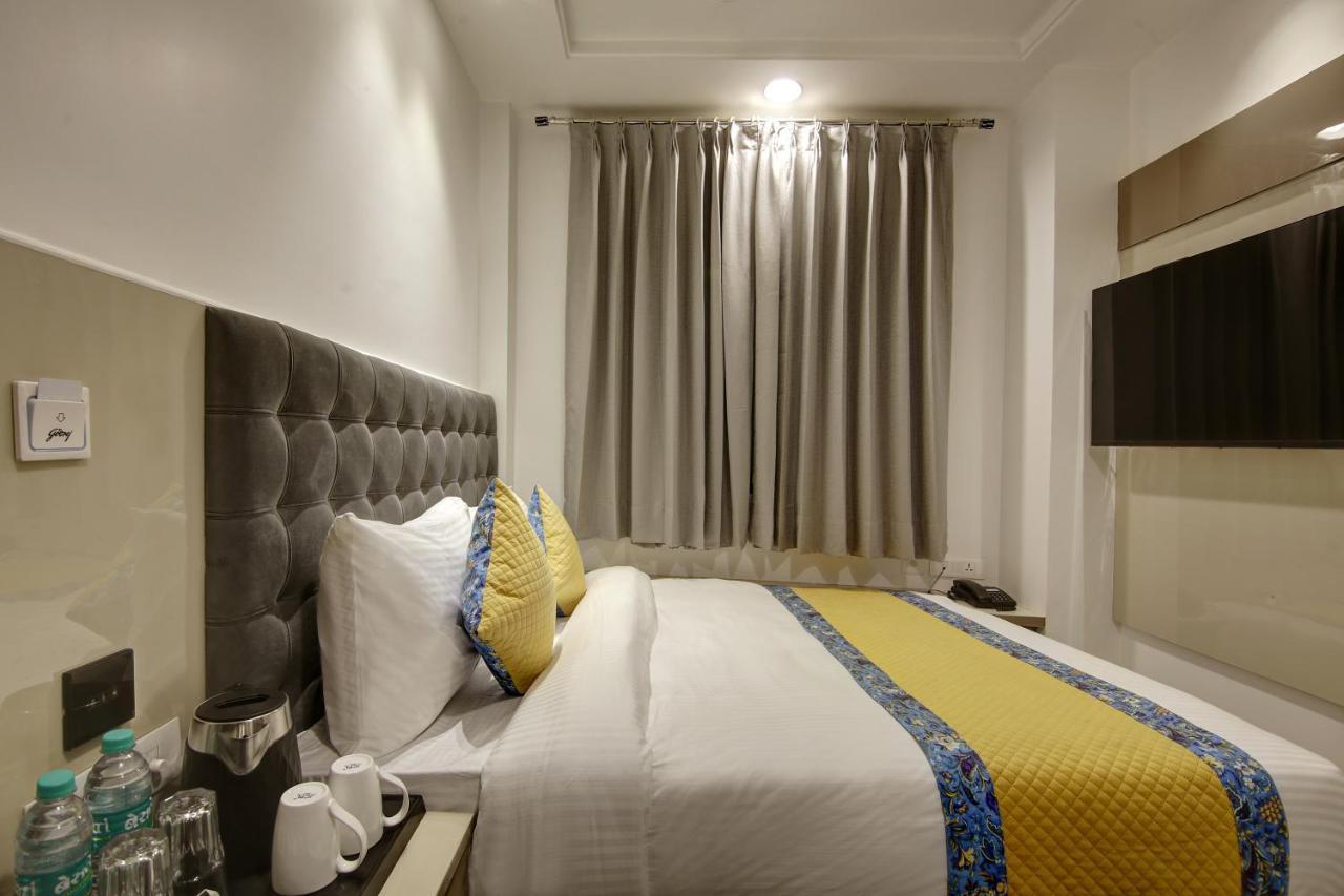 Hotel Kaca Inn-By Haveliya Hotels- Traveller'S Choice Award Winner 2025 Nova Deli Exterior foto