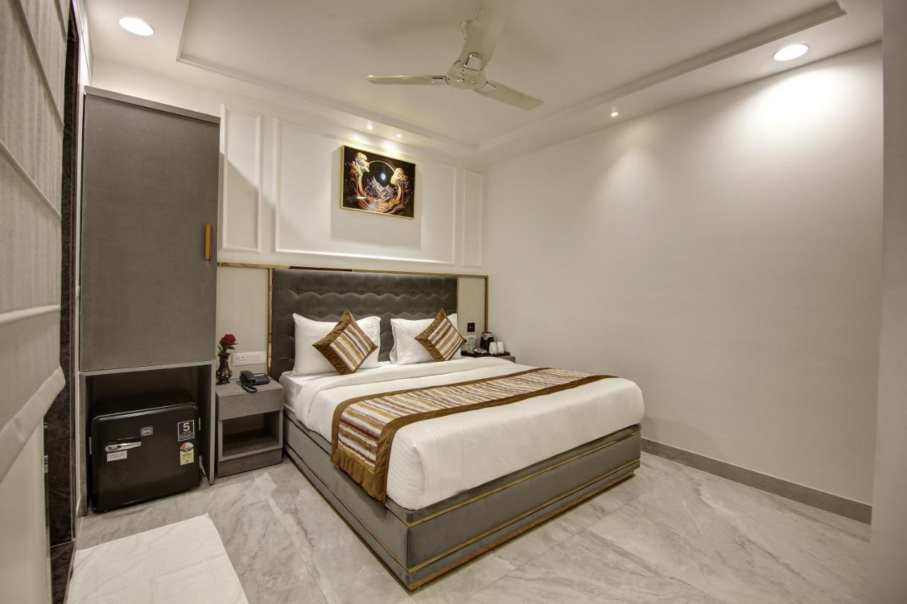 Hotel Kaca Inn-By Haveliya Hotels- Traveller'S Choice Award Winner 2025 Nova Deli Exterior foto