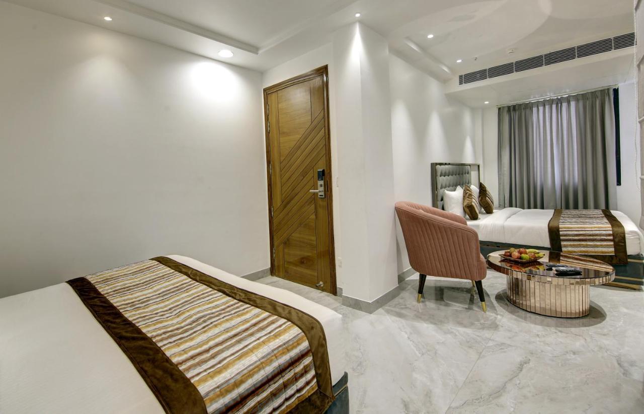 Hotel Kaca Inn-By Haveliya Hotels- Traveller'S Choice Award Winner 2025 Nova Deli Exterior foto
