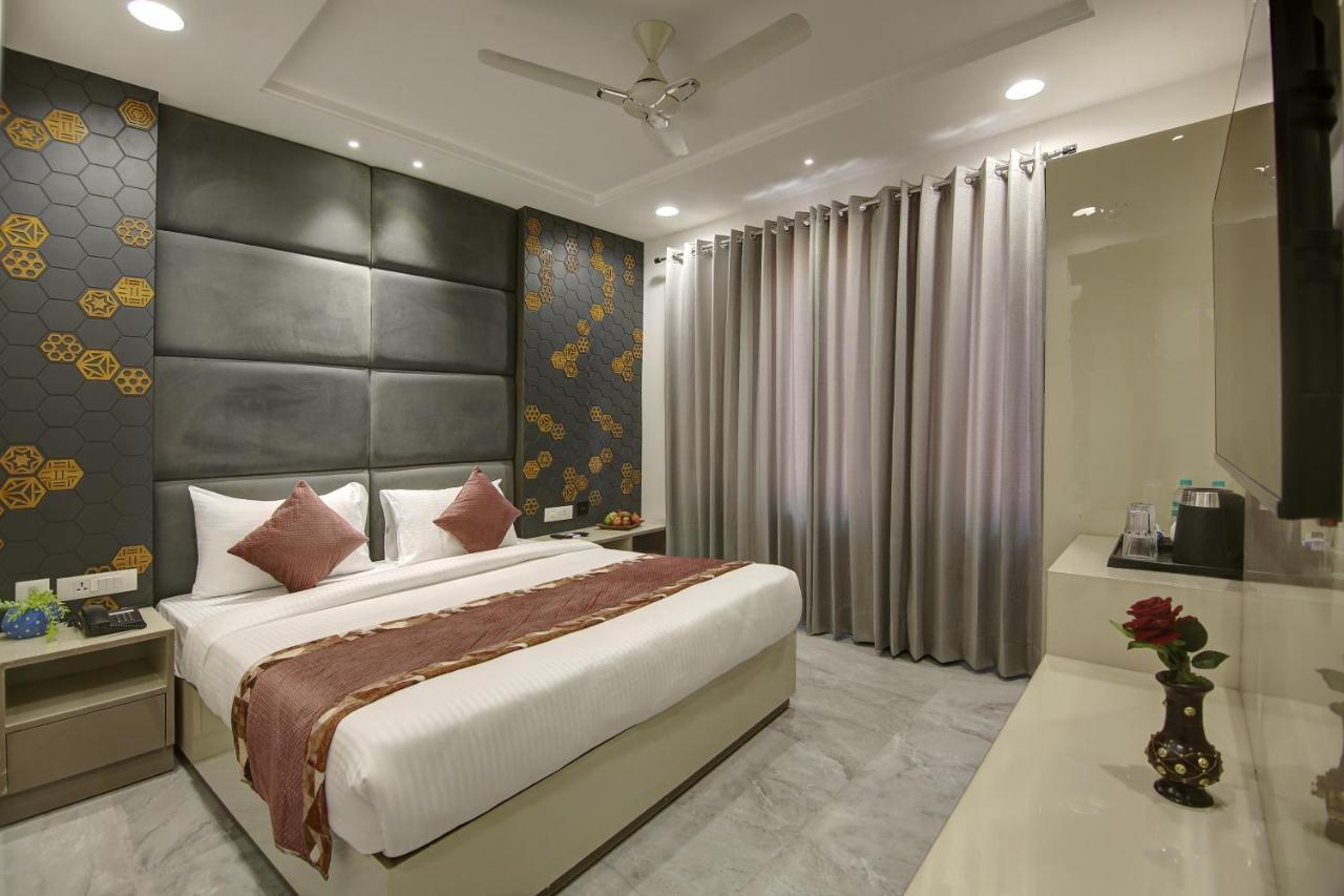 Hotel Kaca Inn-By Haveliya Hotels- Traveller'S Choice Award Winner 2025 Nova Deli Exterior foto